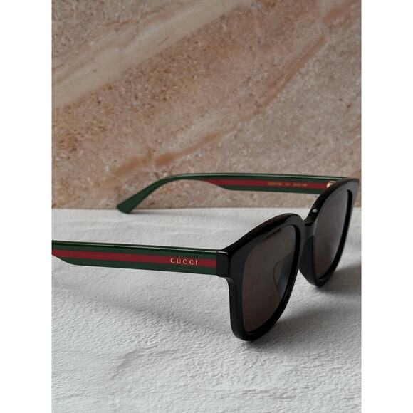 NEW Gucci GG0847SK Black Striped Arm Unisex Sunglasses main image 7